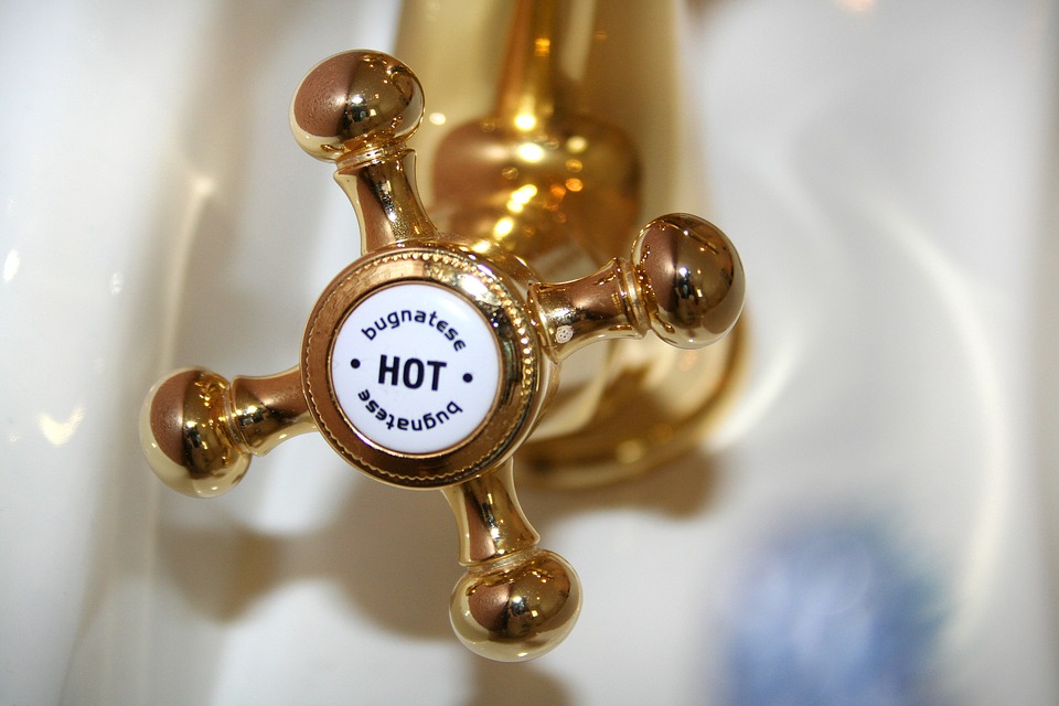 Beneficier d’une eau chaude sanitaire grace a une pompe a chaleur